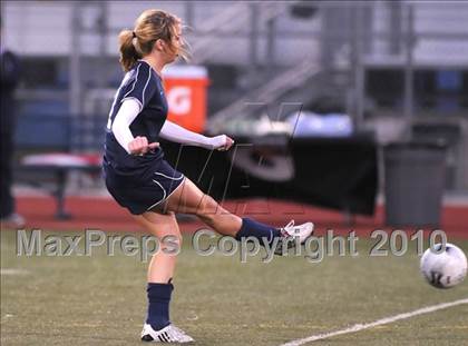 Thumbnail 2 in Beckman vs. Harvard-Westlake (CIF SS D2 Final) photogallery.
