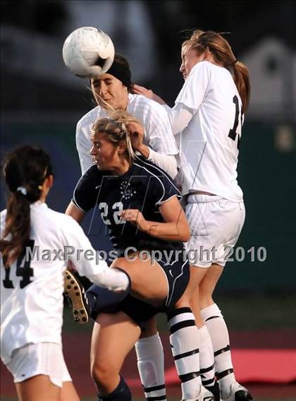 Thumbnail 2 in Beckman vs. Harvard-Westlake (CIF SS D2 Final) photogallery.