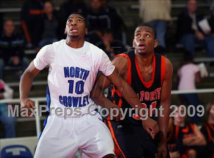 Thumbnail 3 in La Porte vs. North Crowley (McDonalds Texas Invitational) photogallery.