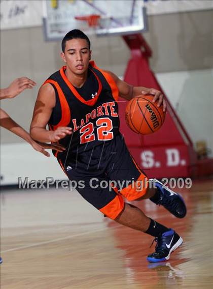 Thumbnail 3 in La Porte vs. North Crowley (McDonalds Texas Invitational) photogallery.