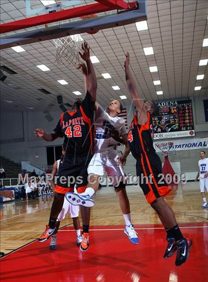 Thumbnail 1 in La Porte vs. North Crowley (McDonalds Texas Invitational) photogallery.
