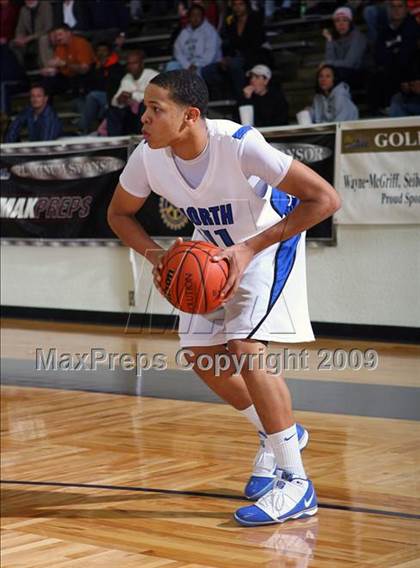 Thumbnail 2 in La Porte vs. North Crowley (McDonalds Texas Invitational) photogallery.