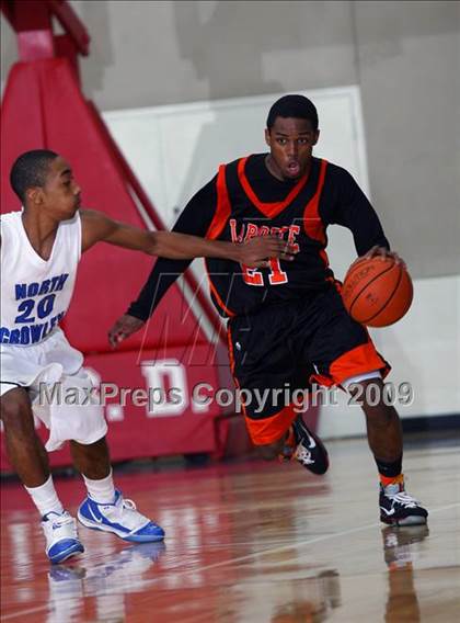 Thumbnail 2 in La Porte vs. North Crowley (McDonalds Texas Invitational) photogallery.