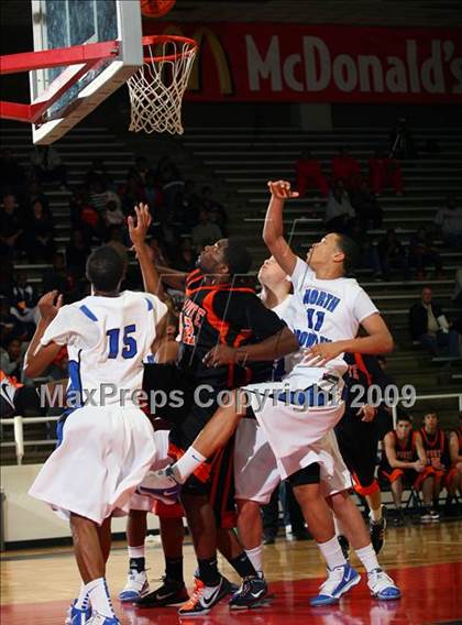 Thumbnail 1 in La Porte vs. North Crowley (McDonalds Texas Invitational) photogallery.