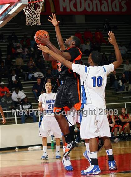 Thumbnail 3 in La Porte vs. North Crowley (McDonalds Texas Invitational) photogallery.