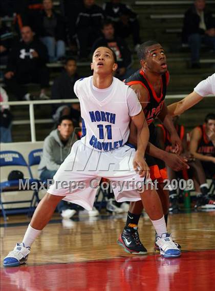 Thumbnail 1 in La Porte vs. North Crowley (McDonalds Texas Invitational) photogallery.