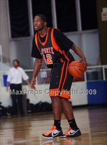 Thumbnail 3 in La Porte vs. North Crowley (McDonalds Texas Invitational) photogallery.
