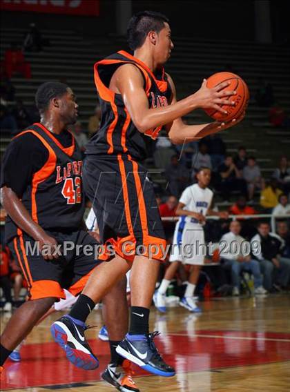 Thumbnail 1 in La Porte vs. North Crowley (McDonalds Texas Invitational) photogallery.