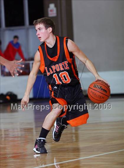 Thumbnail 3 in La Porte vs. North Crowley (McDonalds Texas Invitational) photogallery.