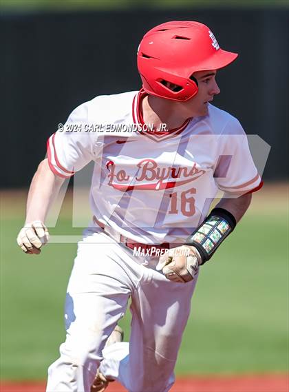 Thumbnail 1 in McEwen vs Jo Byrns photogallery.
