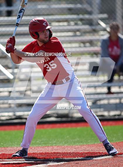 Thumbnail 3 in McEwen vs Jo Byrns photogallery.