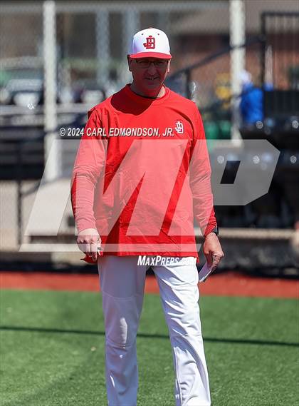 Thumbnail 1 in McEwen vs Jo Byrns photogallery.