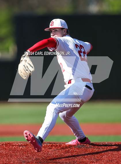 Thumbnail 3 in McEwen vs Jo Byrns photogallery.