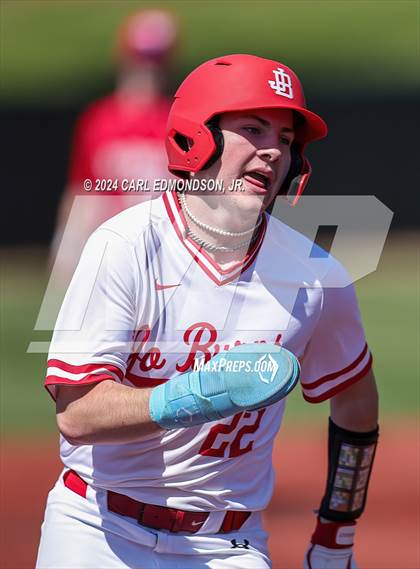 Thumbnail 3 in McEwen vs Jo Byrns photogallery.