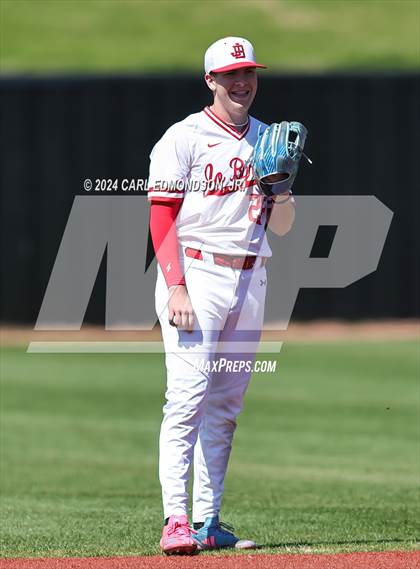 Thumbnail 1 in McEwen vs Jo Byrns photogallery.