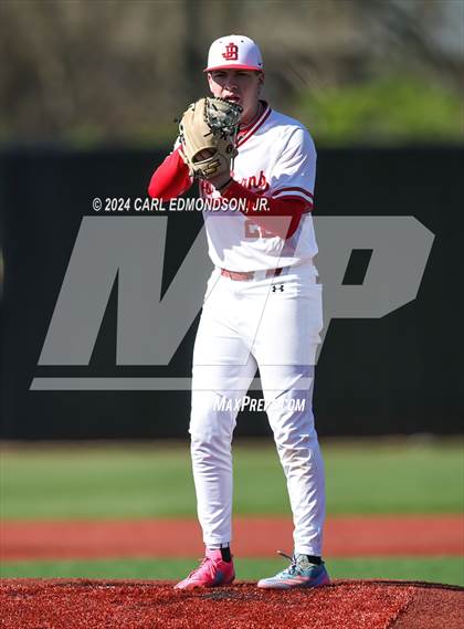 Thumbnail 2 in McEwen vs Jo Byrns photogallery.