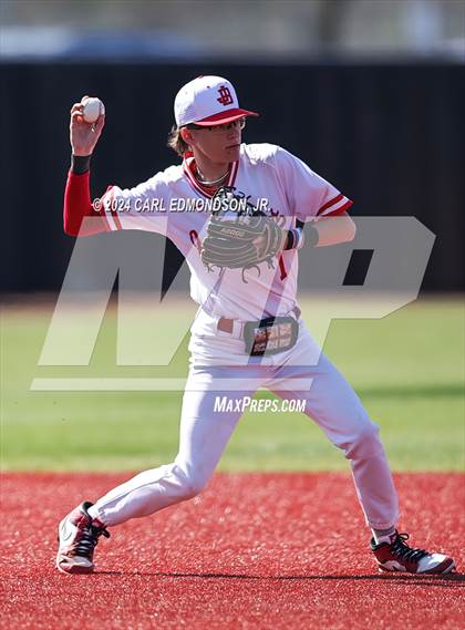 Thumbnail 3 in McEwen vs Jo Byrns photogallery.