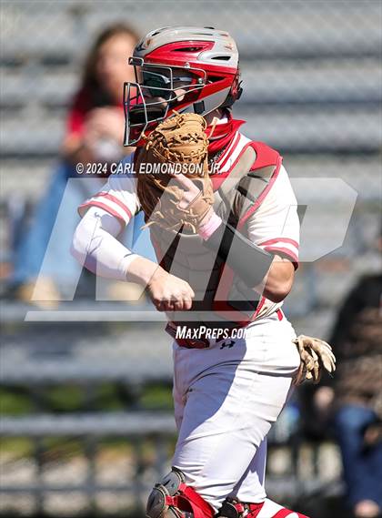 Thumbnail 2 in McEwen vs Jo Byrns photogallery.