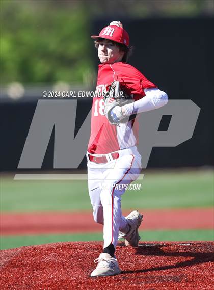 Thumbnail 2 in McEwen vs Jo Byrns photogallery.