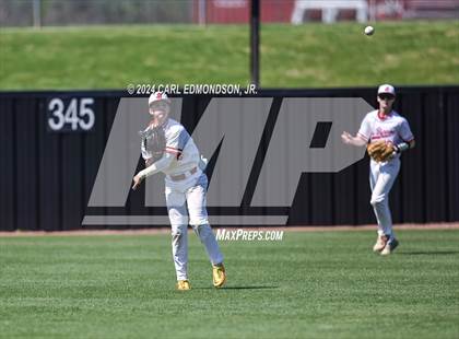 Thumbnail 3 in McEwen vs Jo Byrns photogallery.