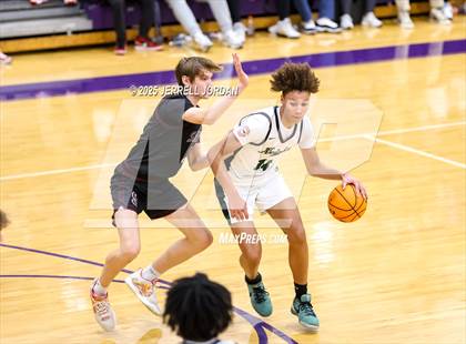 Thumbnail 1 in St. Anne's-Belfield vs Greenfield (John Wall Holiday Invitational) photogallery.