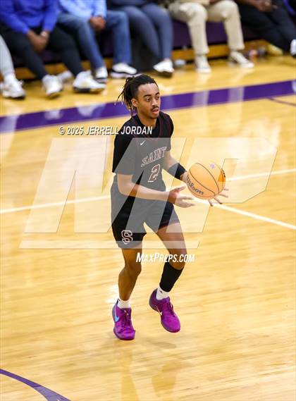 Thumbnail 1 in St. Anne's-Belfield vs Greenfield (John Wall Holiday Invitational) photogallery.
