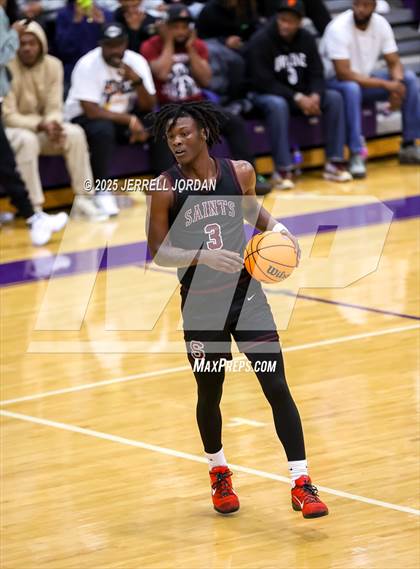 Thumbnail 1 in St. Anne's-Belfield vs Greenfield (John Wall Holiday Invitational) photogallery.