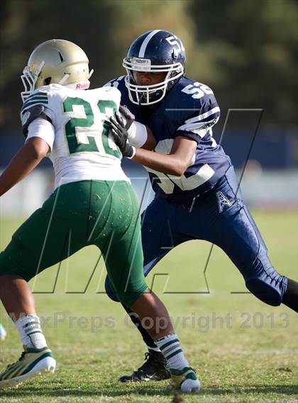 Thumbnail 1 in Long Beach Poly @ Bakersfield photogallery.