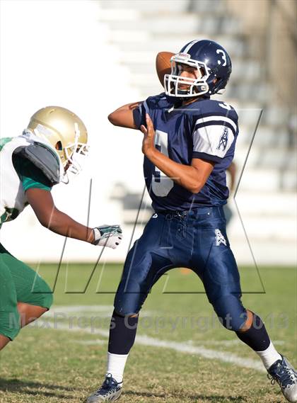 Thumbnail 2 in Long Beach Poly @ Bakersfield photogallery.