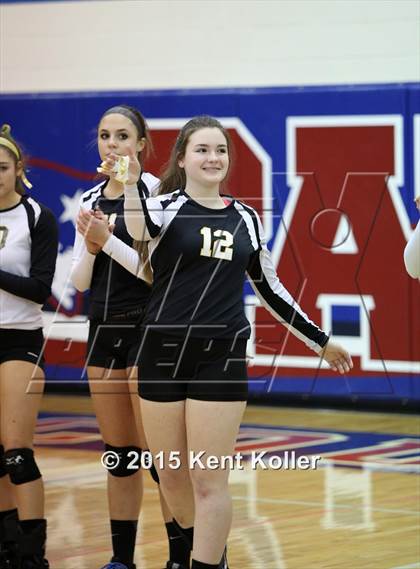 Thumbnail 3 in Sterling Heights Stevenson vs. Grosse Pointe North (MHSAA Class A Regional Final) photogallery.