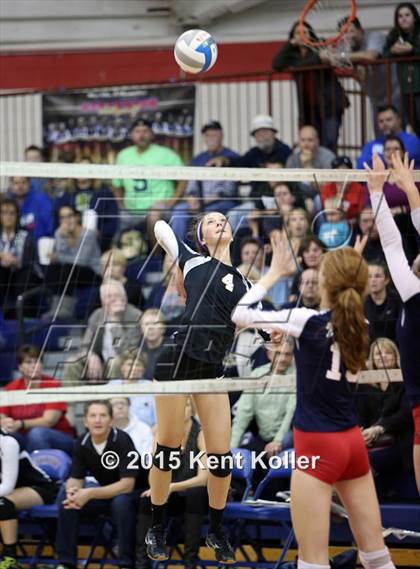 Thumbnail 3 in Sterling Heights Stevenson vs. Grosse Pointe North (MHSAA Class A Regional Final) photogallery.