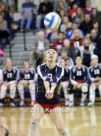 Thumbnail 3 in Sterling Heights Stevenson vs. Grosse Pointe North (MHSAA Class A Regional Final) photogallery.