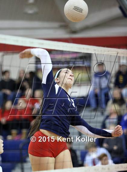 Thumbnail 3 in Sterling Heights Stevenson vs. Grosse Pointe North (MHSAA Class A Regional Final) photogallery.