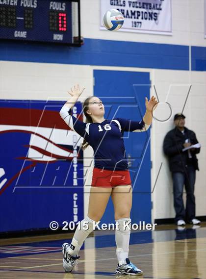 Thumbnail 3 in Sterling Heights Stevenson vs. Grosse Pointe North (MHSAA Class A Regional Final) photogallery.