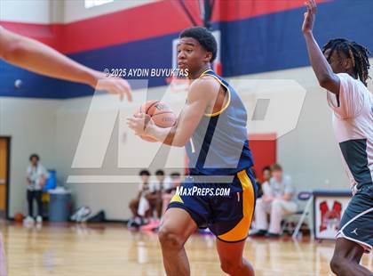 Thumbnail 3 in McKinney vs Berkner (Bronco Shootout) photogallery.
