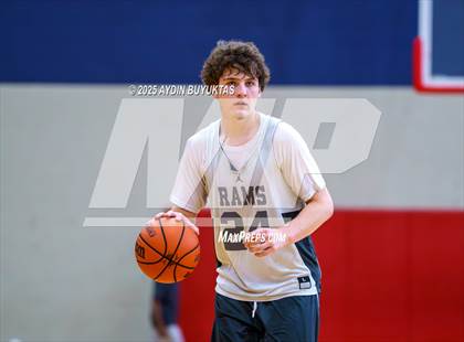 Thumbnail 2 in McKinney vs Berkner (Bronco Shootout) photogallery.