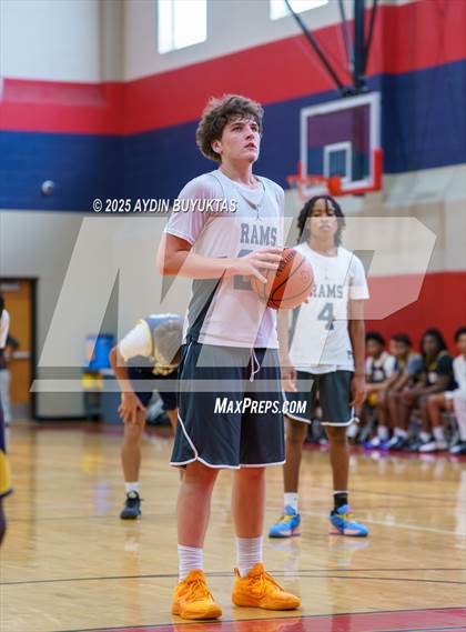 Thumbnail 1 in McKinney vs Berkner (Bronco Shootout) photogallery.