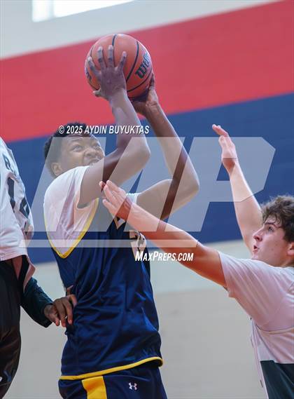 Thumbnail 2 in McKinney vs Berkner (Bronco Shootout) photogallery.