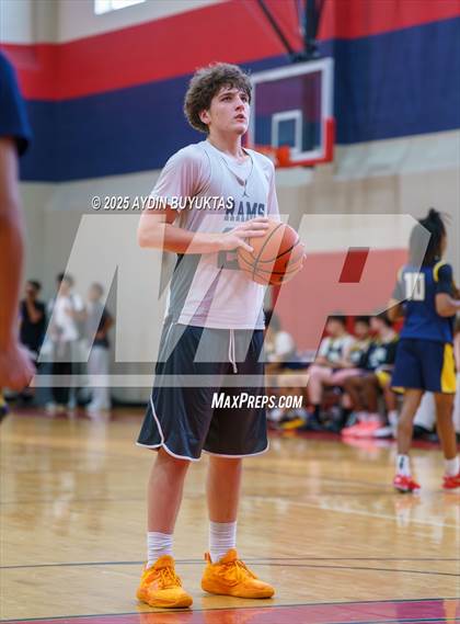 Thumbnail 1 in McKinney vs Berkner (Bronco Shootout) photogallery.