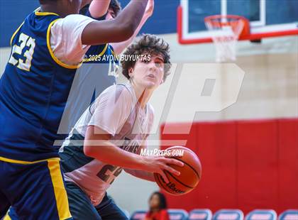 Thumbnail 3 in McKinney vs Berkner (Bronco Shootout) photogallery.