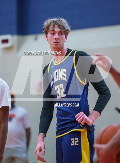 Thumbnail 3 in McKinney vs Berkner (Bronco Shootout) photogallery.