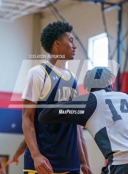 Thumbnail 1 in McKinney vs Berkner (Bronco Shootout) photogallery.