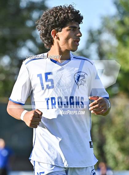 Thumbnail 2 in Thornton vs Alameda photogallery.