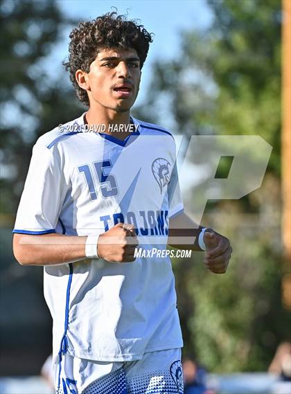 Thumbnail 3 in Thornton vs Alameda photogallery.