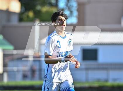Thumbnail 1 in Thornton vs Alameda photogallery.