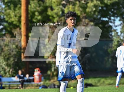 Thumbnail 3 in Thornton vs Alameda photogallery.