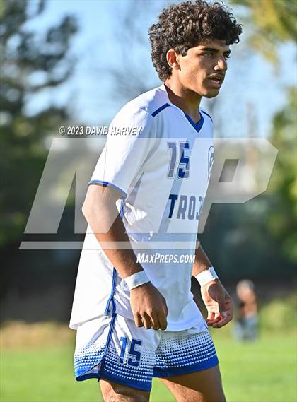 Thumbnail 2 in Thornton vs Alameda photogallery.