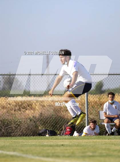 Thumbnail 3 in Gregori @ Enochs photogallery.