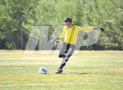 Thumbnail 3 in Gregori @ Enochs photogallery.