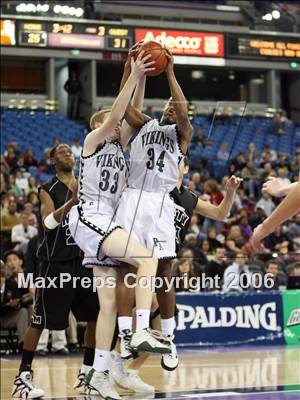 Thumbnail 3 in Archbishop Mitty vs. Palo Alto (CIF NorCal D2 Final) photogallery.